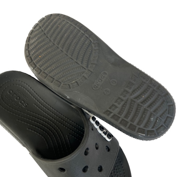 Crocs Classic Slides Black Sandals Mens 4 Womans 6 Slip on Shoes Beach Water - Picture 7 of 8